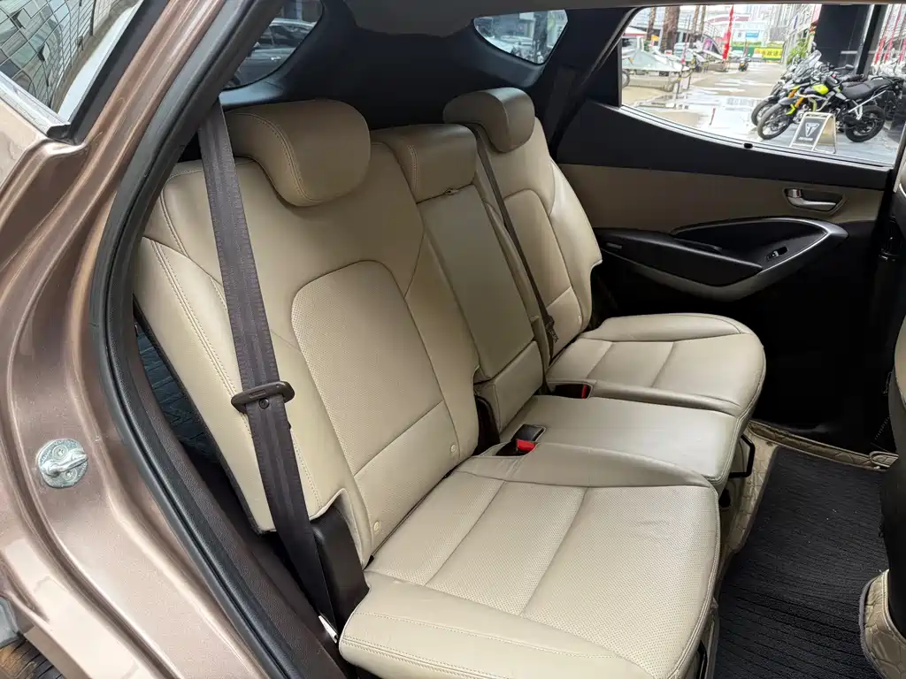 Hyundai Santa Fe 2016 — фото 26