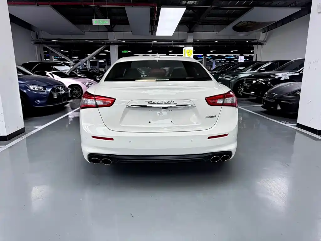 Maserati Ghibli 2018 — фото 12