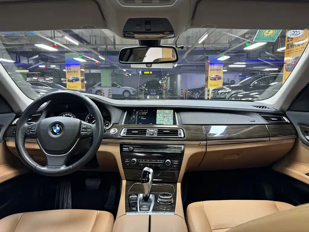 BMW 7 Series 2014 — фото 22