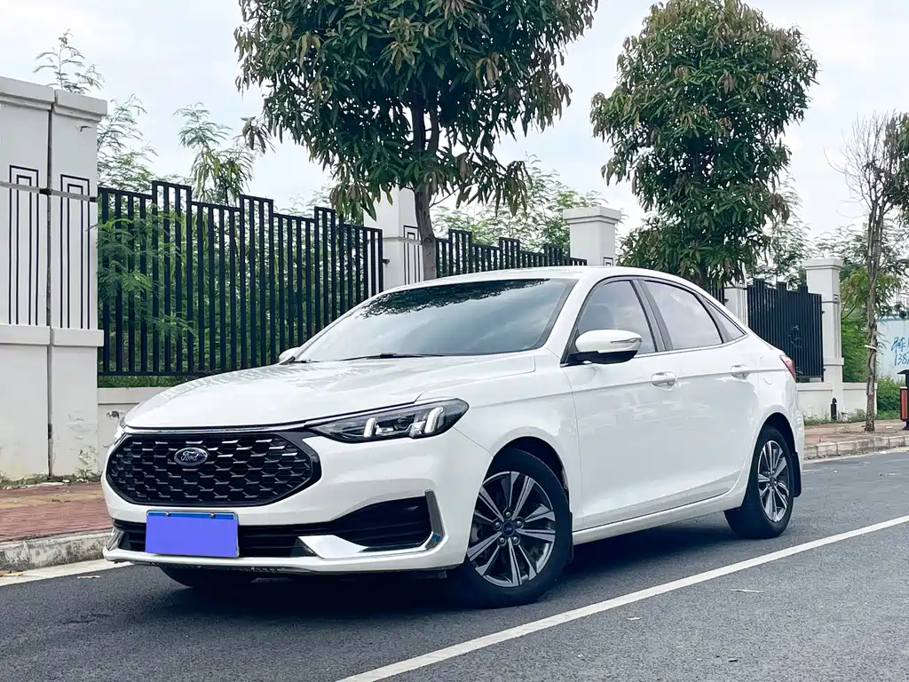 Ford Escort 2021