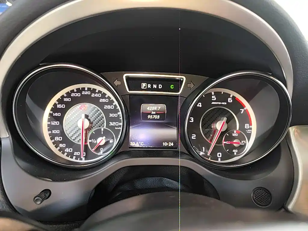 Mercedes-Benz Mercedes CLA AMG 2017 — фото 12