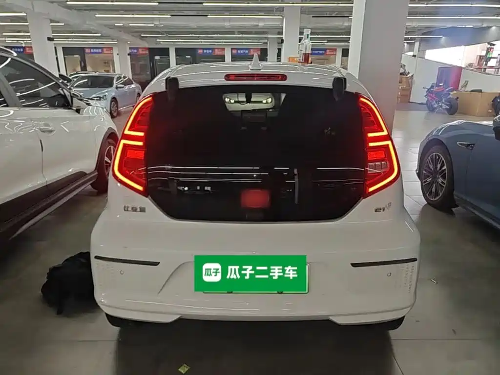 BYD e1 2020 — фото 6
