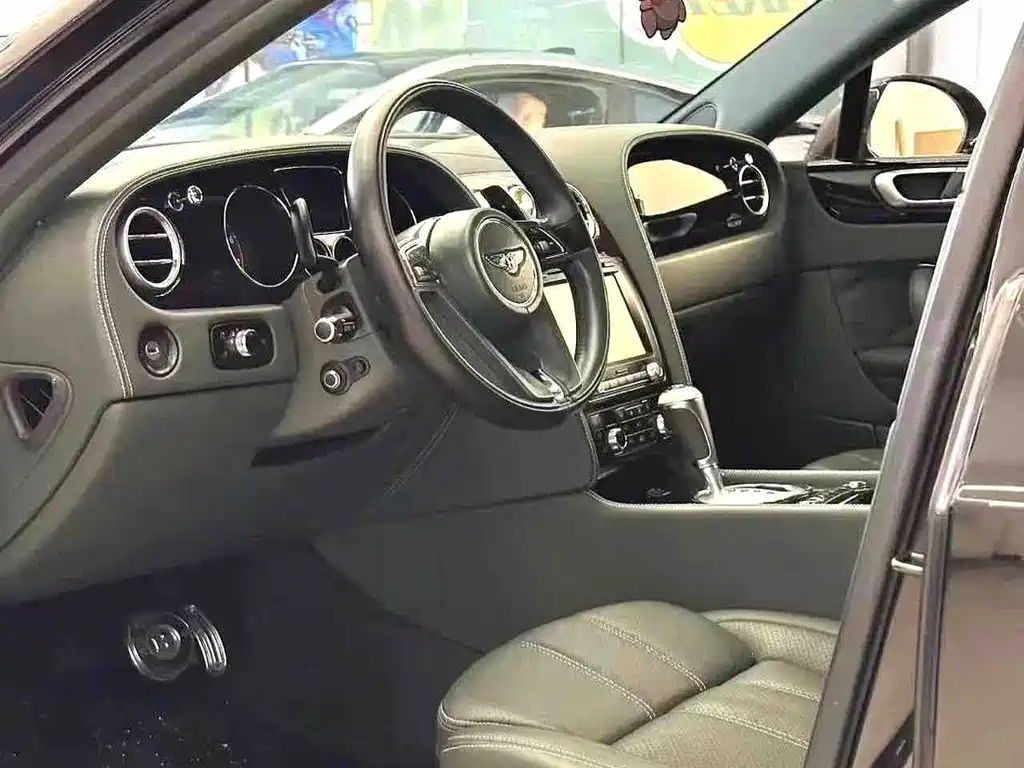 Bentley Flying Spur 2012 — фото 5