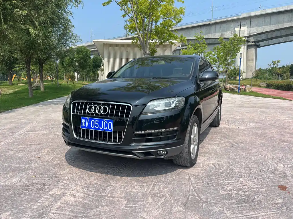 Audi Q7 2015 — фото 1