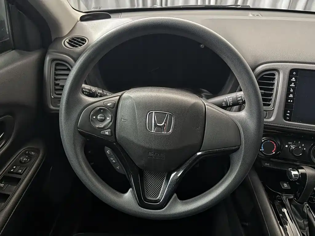 Honda Vezel 2022 — фото 14