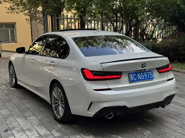 BMW 3 Series 2022