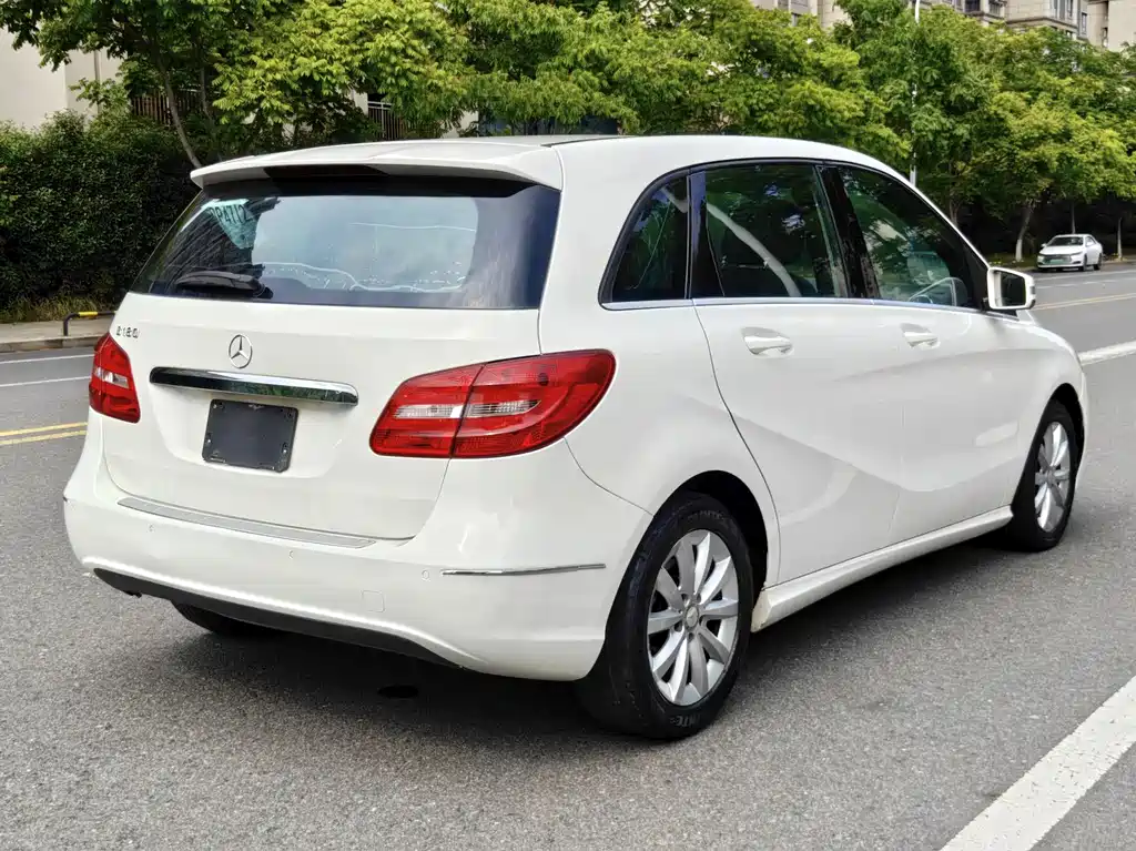 Mercedes-Benz B-Class 2014 — фото 11