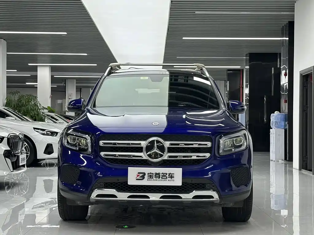 Mercedes-Benz GLB 2021