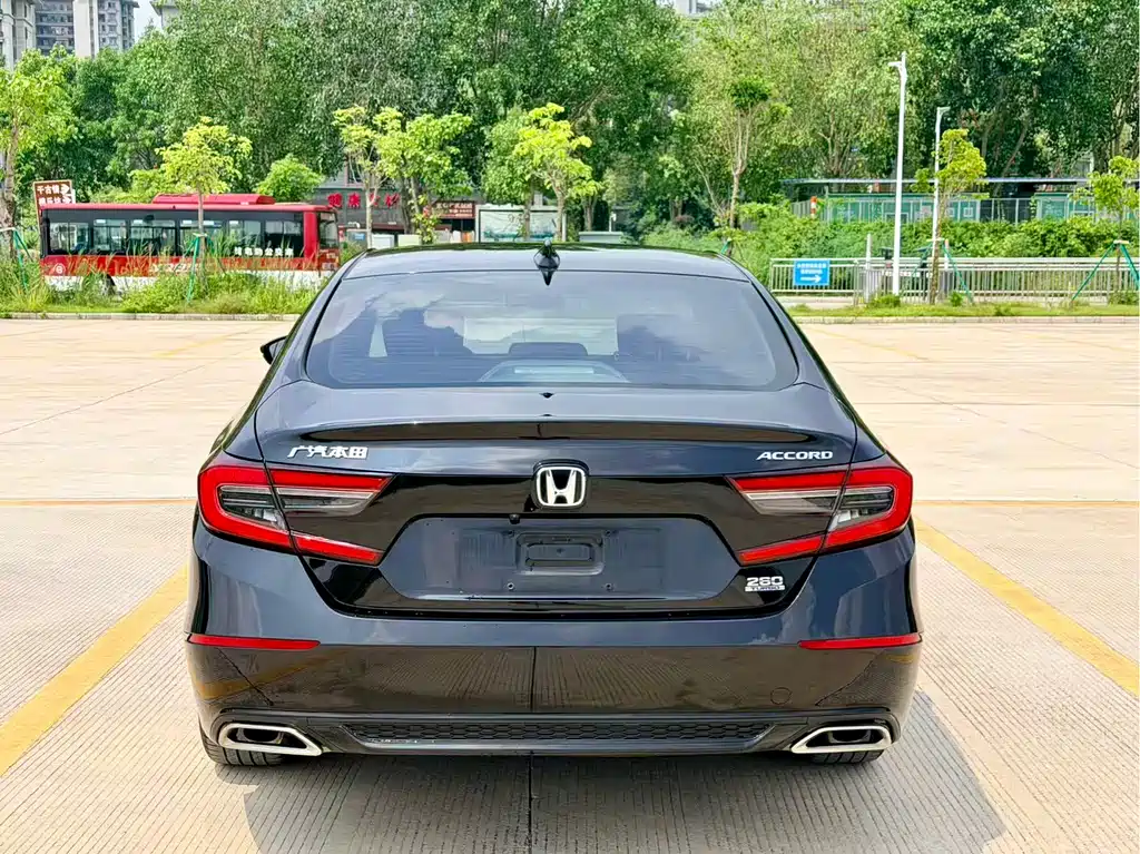 Honda Accord 2023 — фото 4