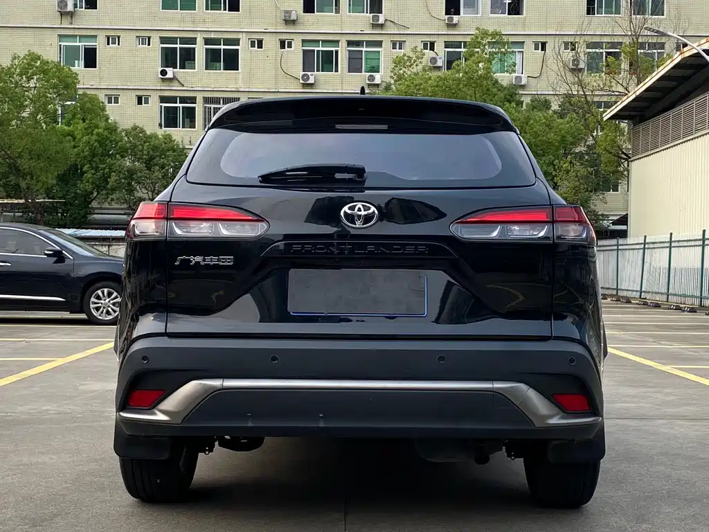 Toyota Frontlander 2023 — фото 5
