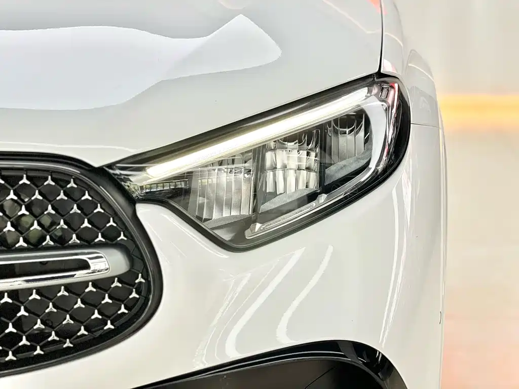 Mercedes-Benz GLC 2023 — фото 16