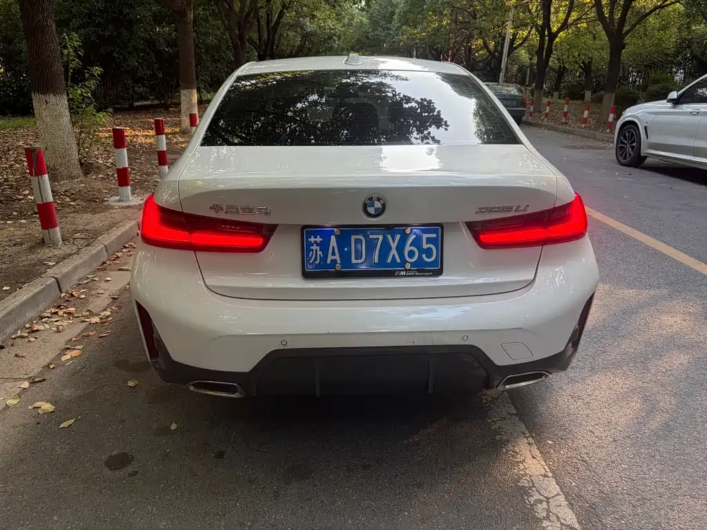BMW 3 Series 2023