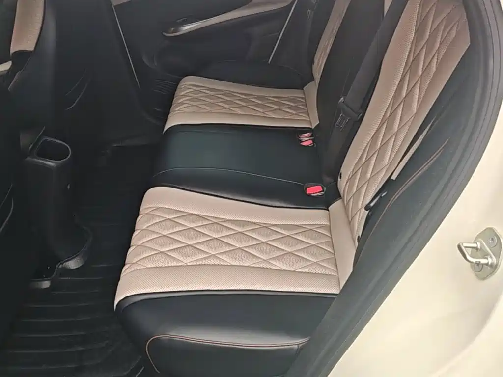 BYD Dolphin 2022 — фото 17