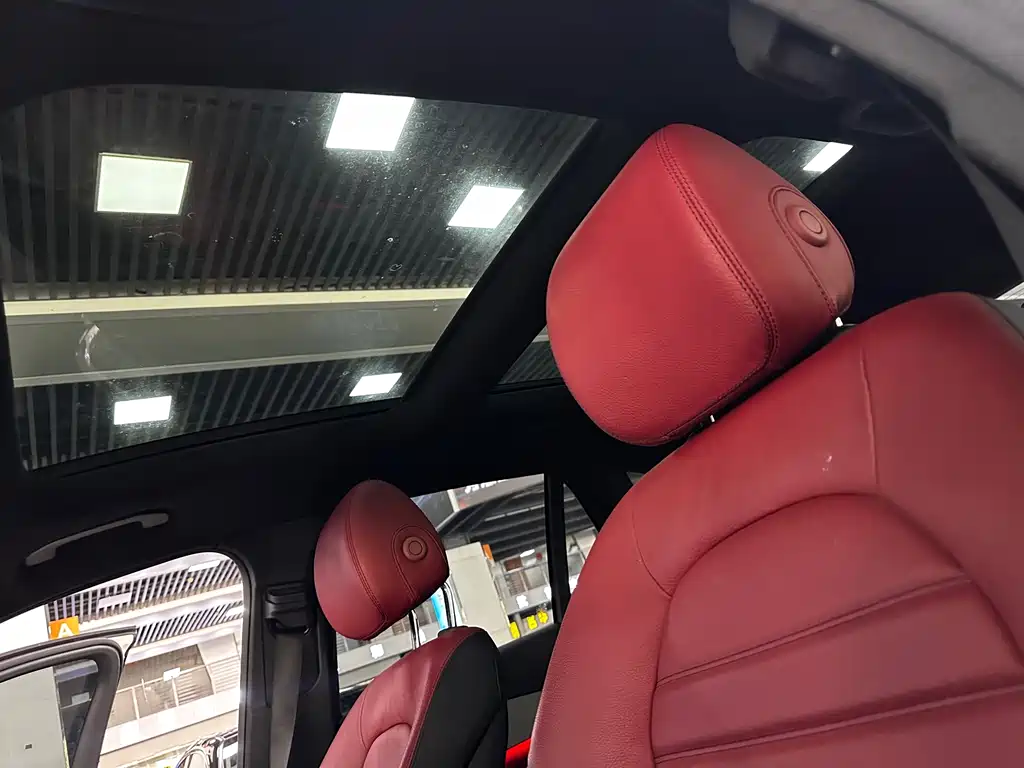 Mercedes-Benz GLC AMG 2022 — фото 24