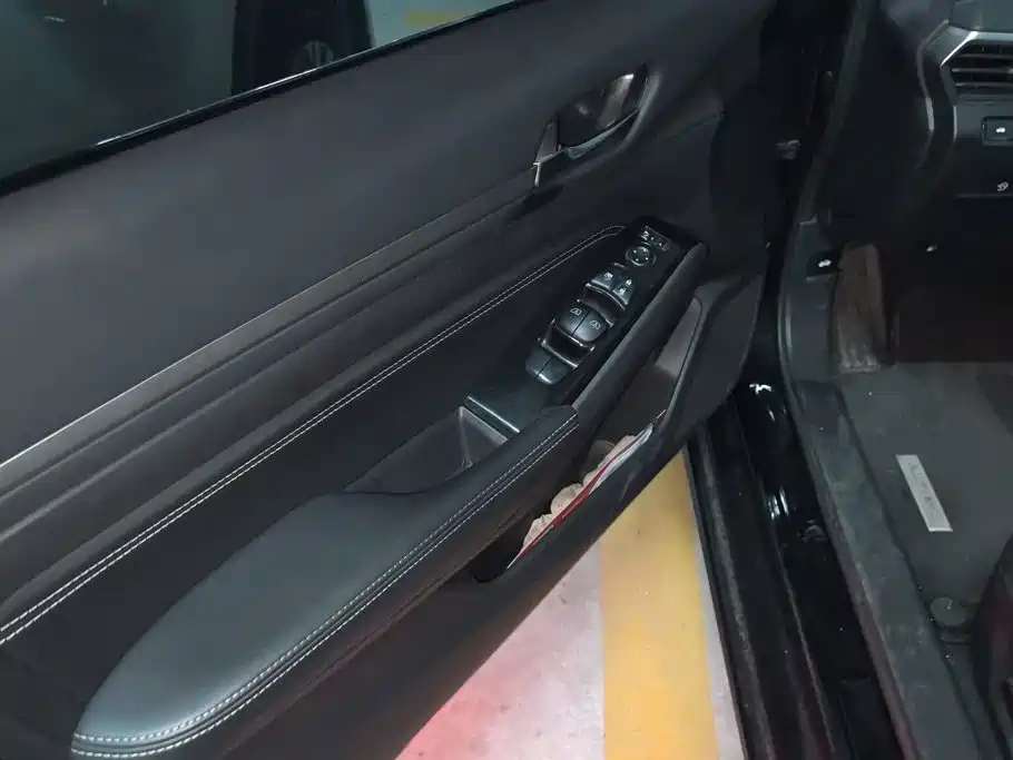 Nissan Teana 2023