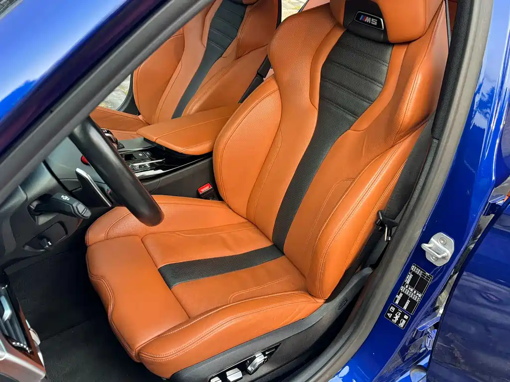 BMW M5 2018 — фото 24