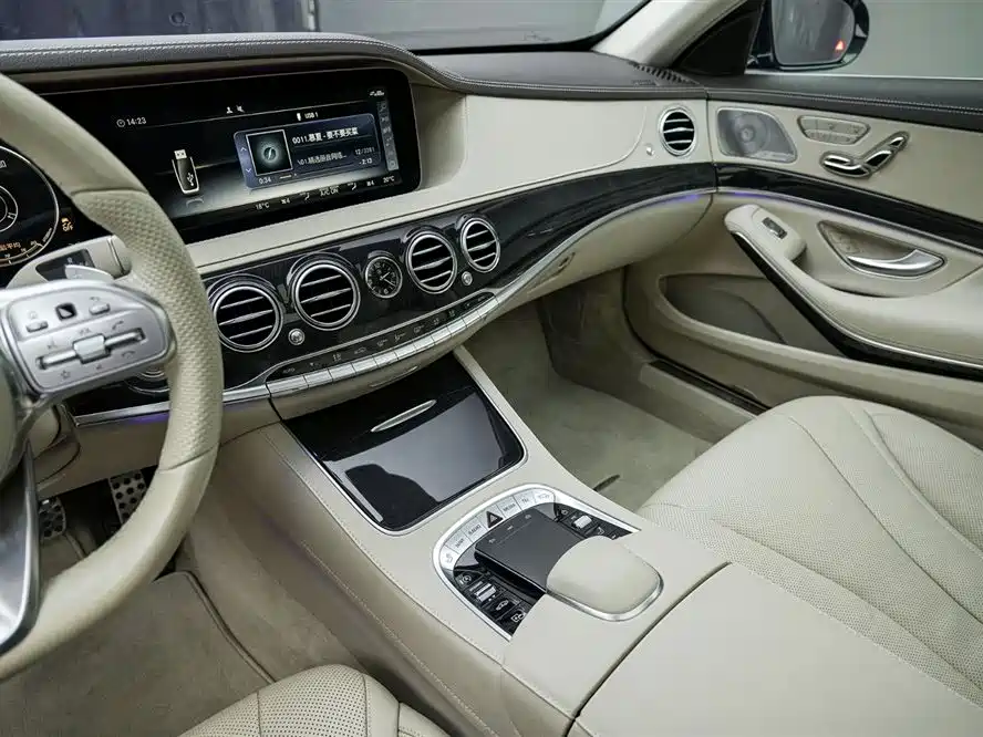 Mercedes-Benz S-Class 2020 — фото 16