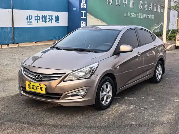 Hyundai Accent 2014