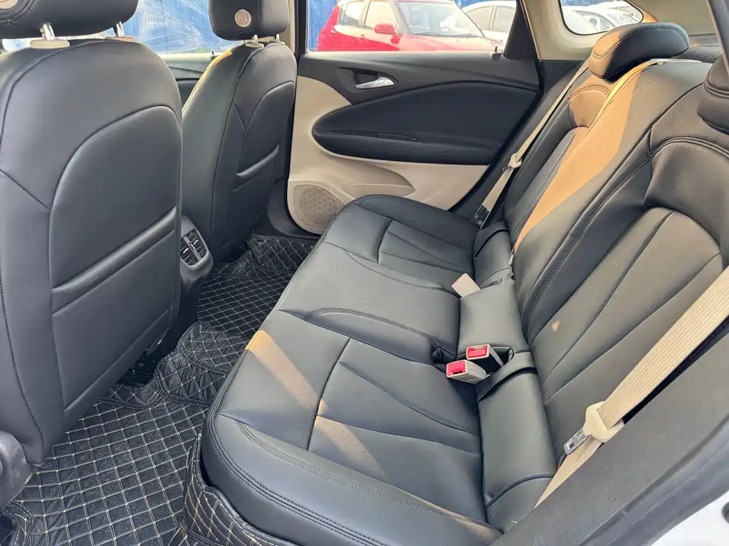 Buick Verano 2018 — фото 10