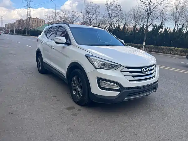 Hyundai Santa Fe 2014