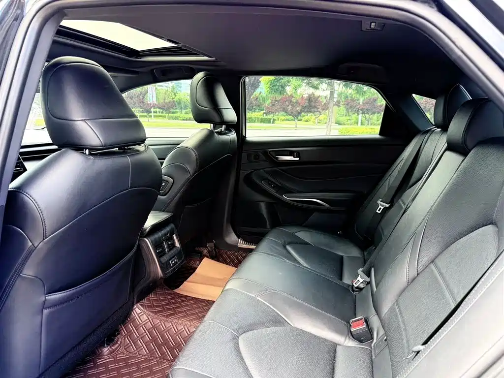 Toyota Avalon 2023 — фото 10