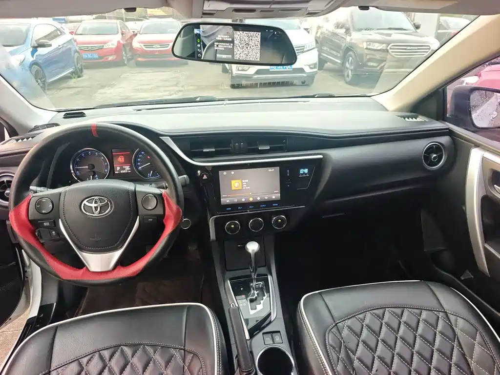Toyota Corolla 2017 — фото 10