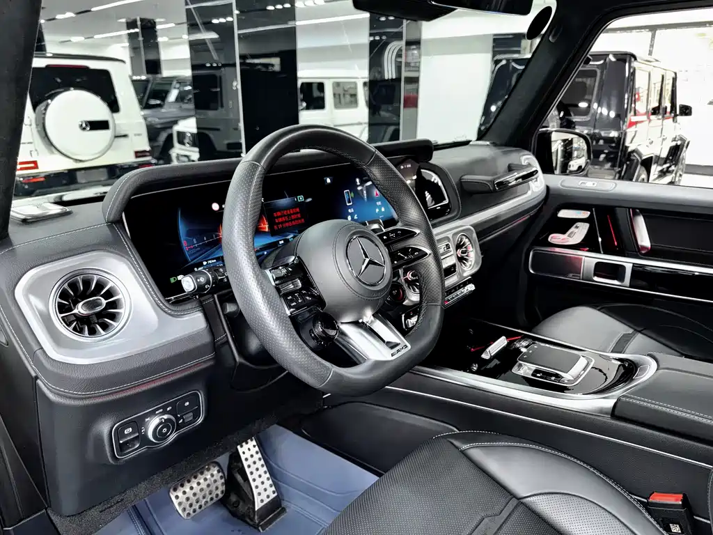 Mercedes-Benz G-Class AMG 2025 — фото 8