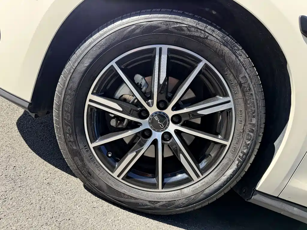 BYD Seal 06 2025 — фото 11