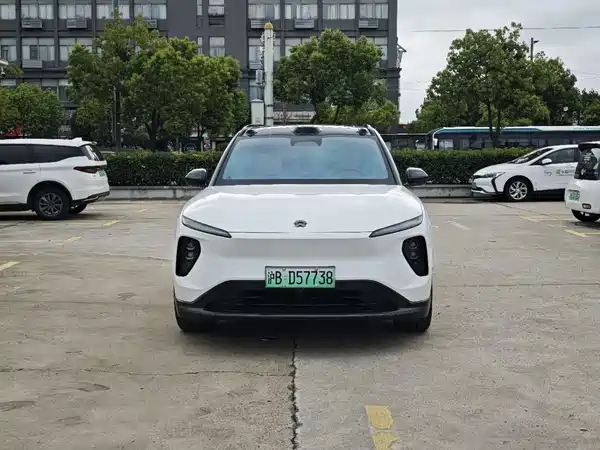 NIO ES6 2024