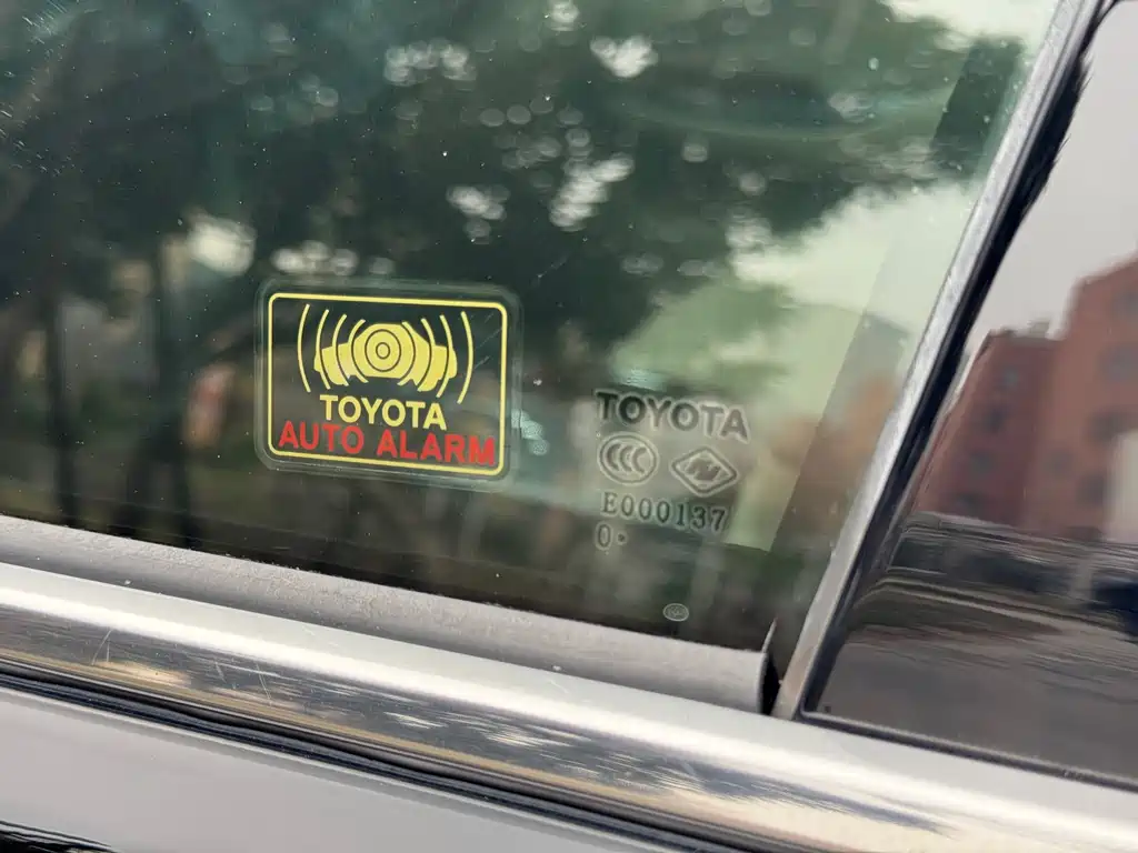 Toyota Crown 2011 — фото 24