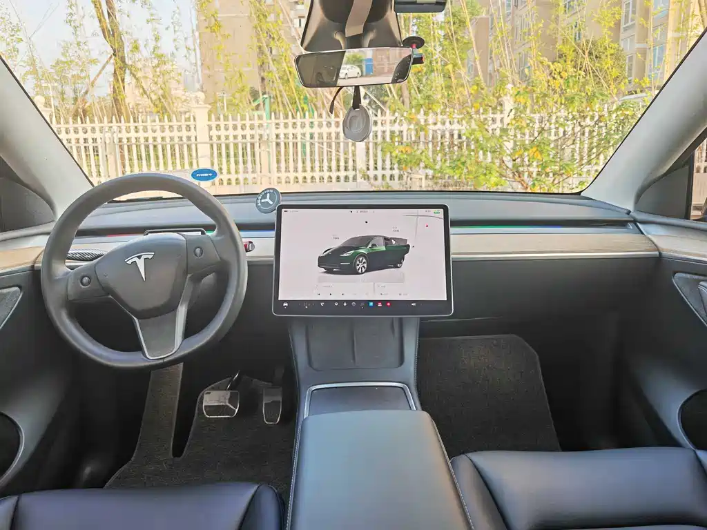 Tesla Model Y 2022 — фото 8