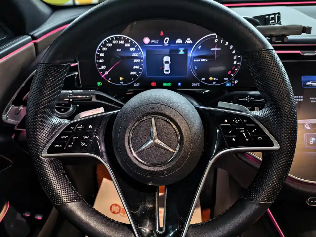 Mercedes-Benz E-Class New Energy 2025 — фото 14