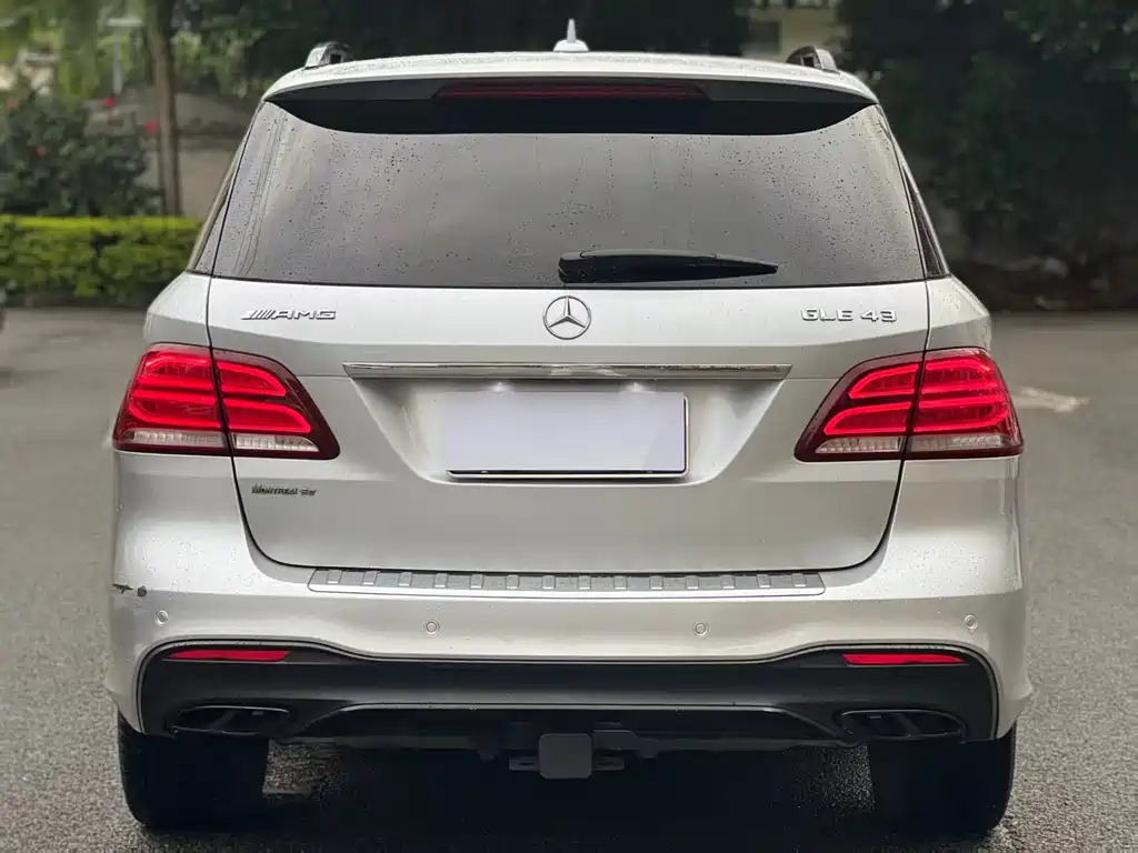 Mercedes-Benz GLE AMG 2018 — фото 16