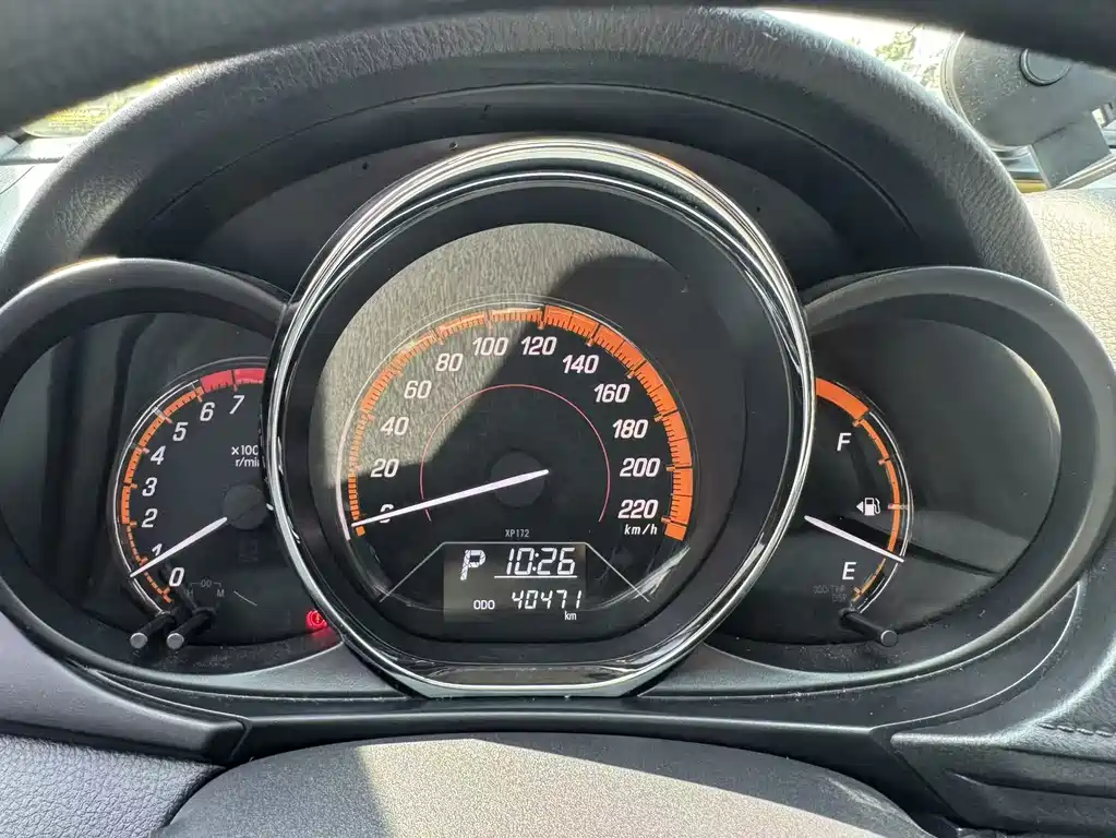Toyota Yaris L 2022 — фото 20