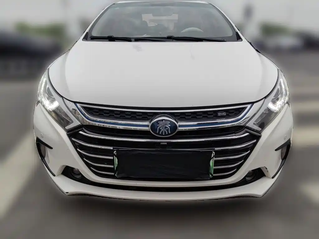 BYD Qin NEV 2019 — фото 24