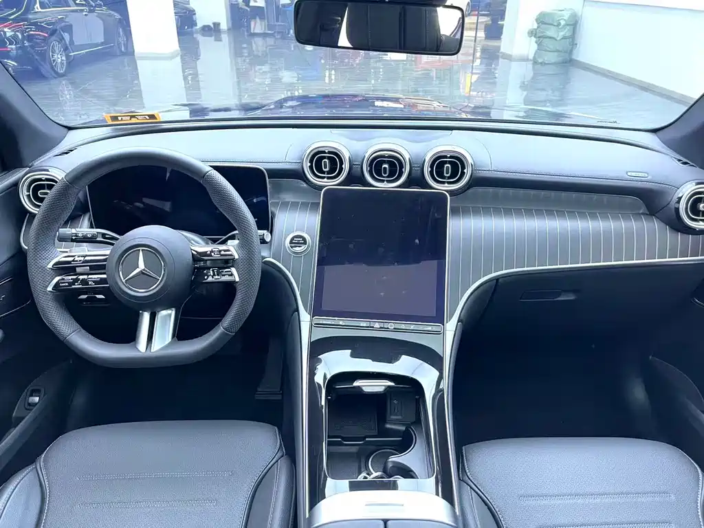 Mercedes-Benz GLC 2024