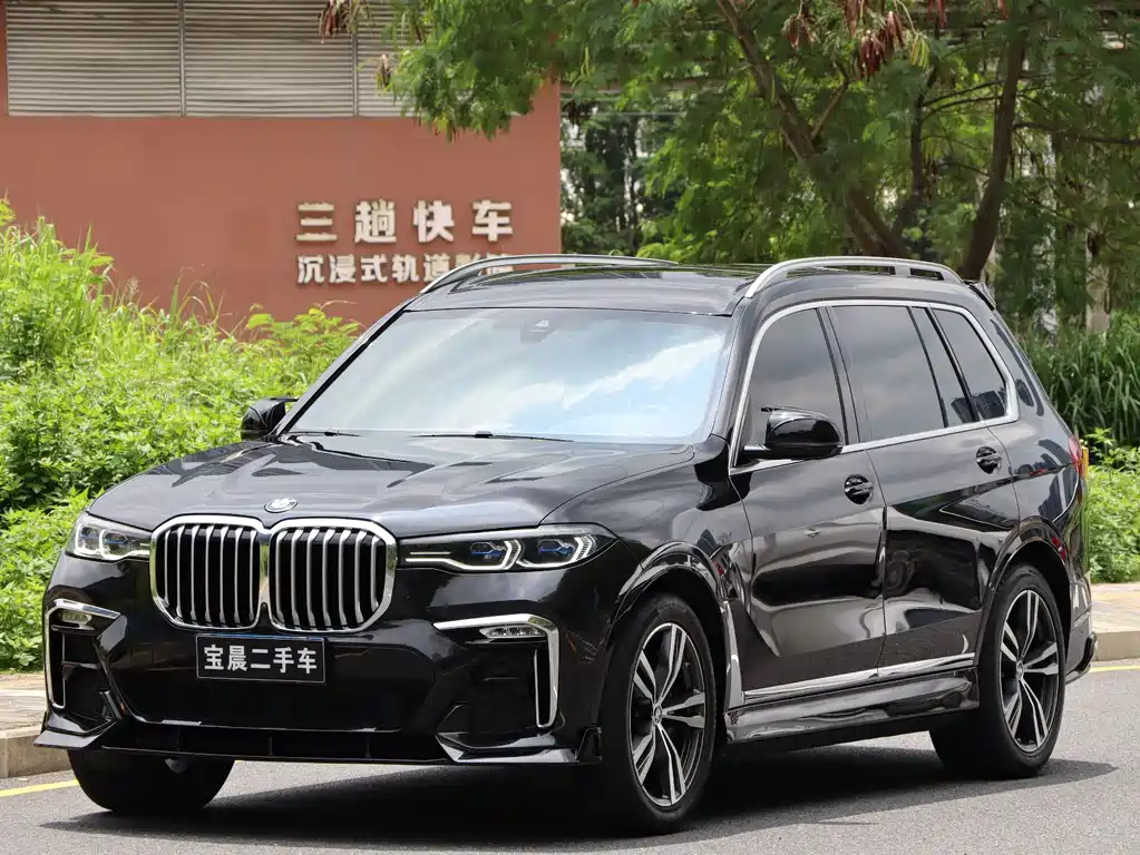 BMW X7 2020 — фото 1