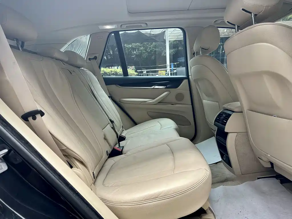 BMW X5 2015 — фото 16
