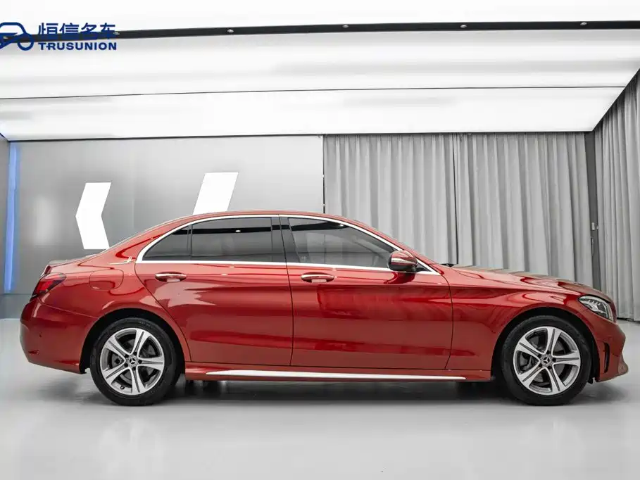 Mercedes-Benz C-Class 2019