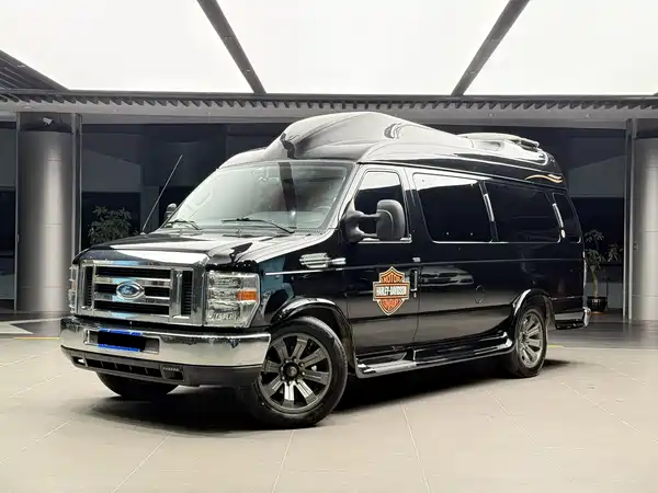 Ford E350 2011