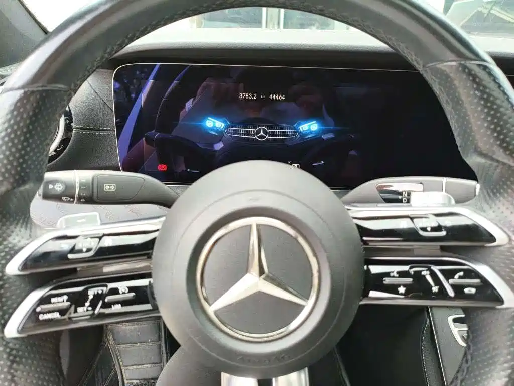 Mercedes-Benz E-Class 2021 — фото 8