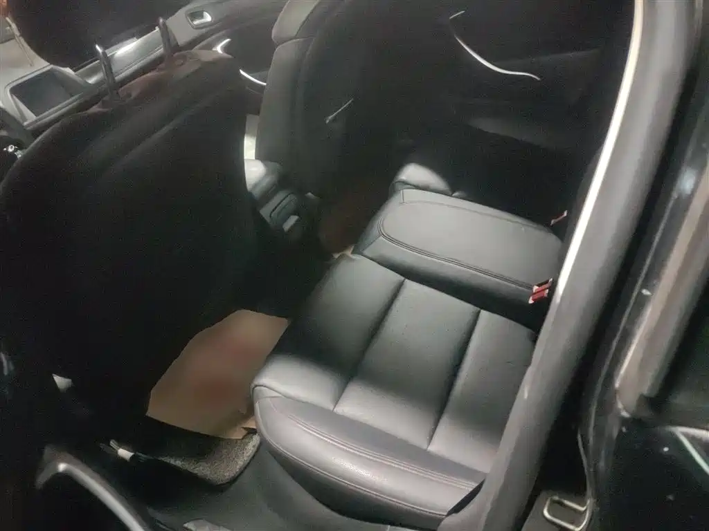 Citroen C5 2015 — фото 17