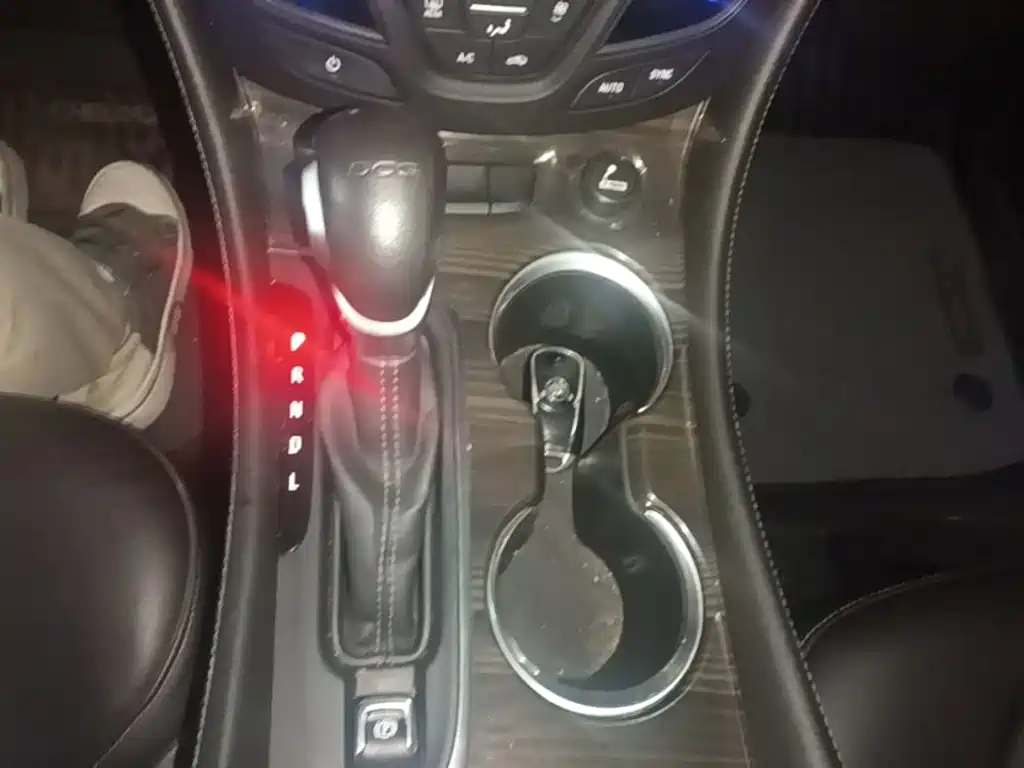 Buick Envision Plus 2019 — фото 14