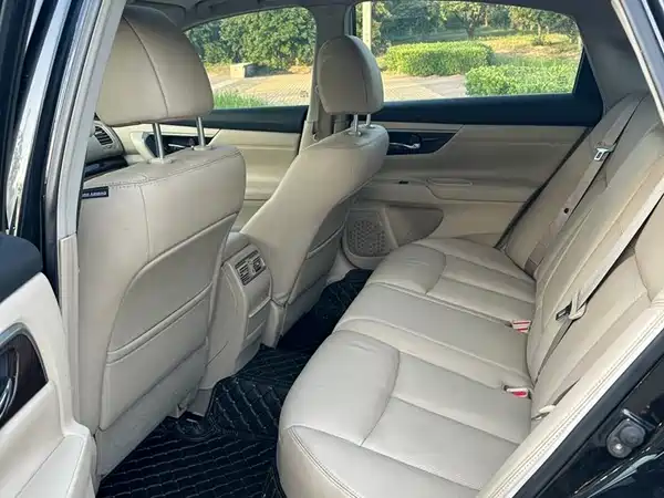 Nissan Teana 2013