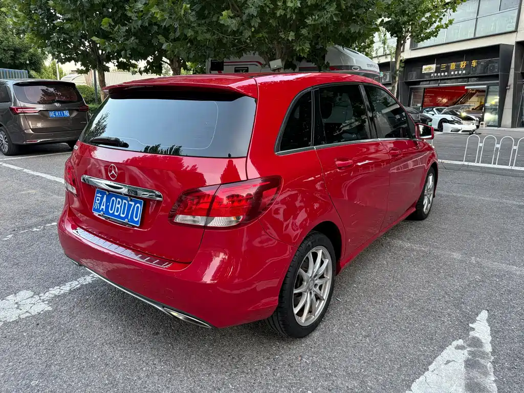 Mercedes-Benz B-Class 2015