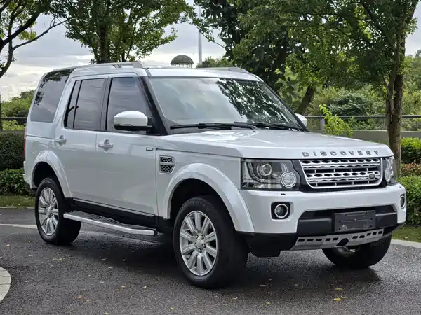 Land Rover Discovery 2015