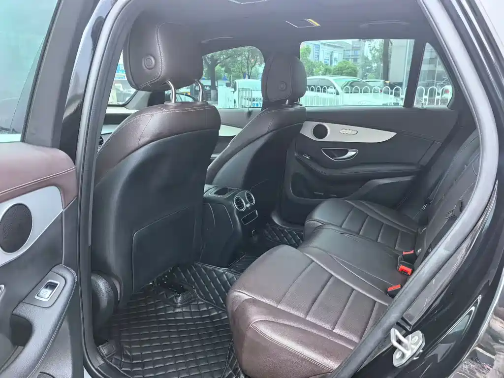 Mercedes-Benz GLC 2022