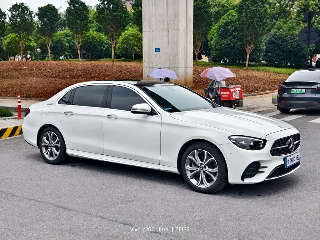 Mercedes-Benz E-Class 2022