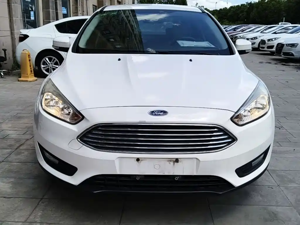 Ford Focus 2016 — фото 3