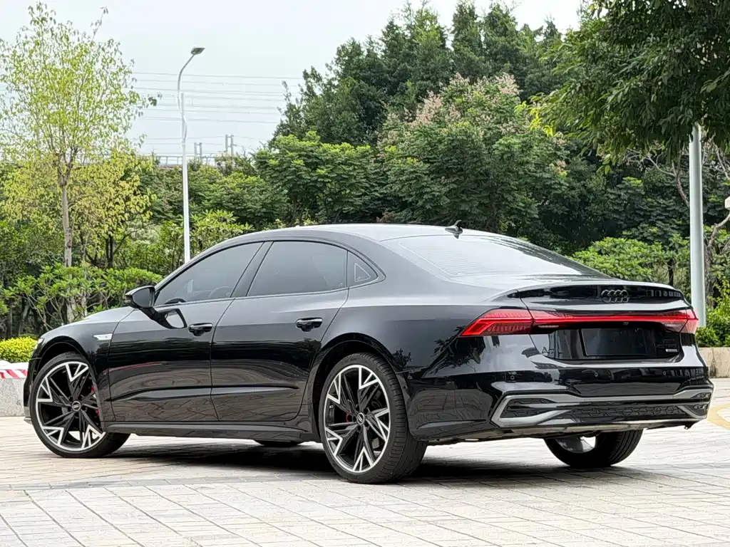 Audi A7L 2025 — фото 19